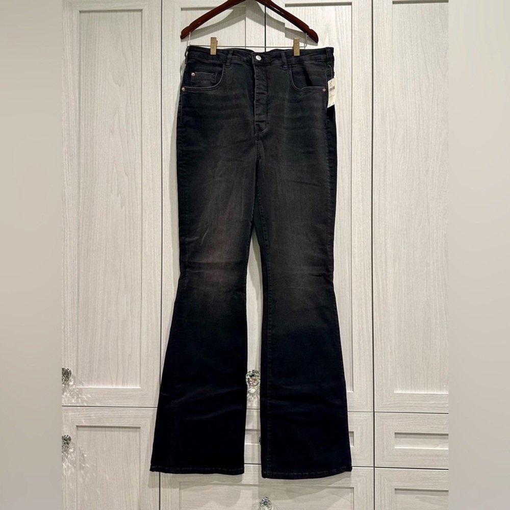 Anthropologie Pilcro The Icon Flair Black Women’s Jeans
